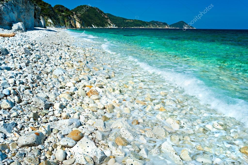 Capo Bianco beach, Elba island. — Stock Photo © masterlu 17409659