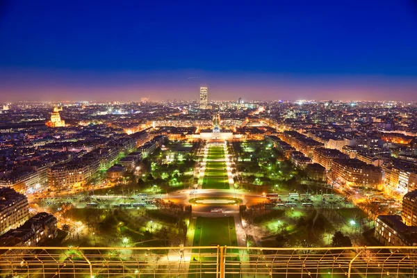 Paris vid solnedgången — Stockfoto