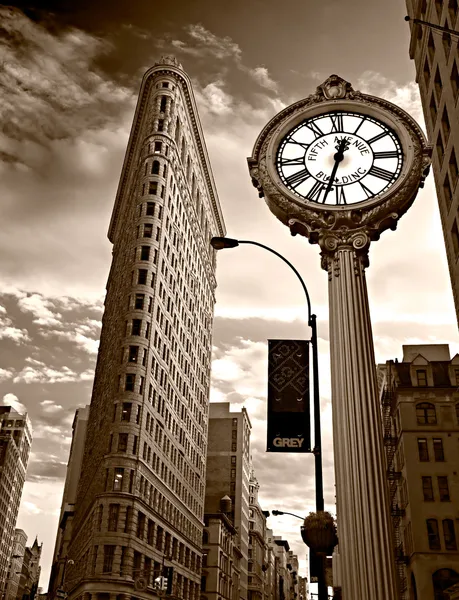 New york-29 Mart: düz demir cephe bina 29 Mart 2011.