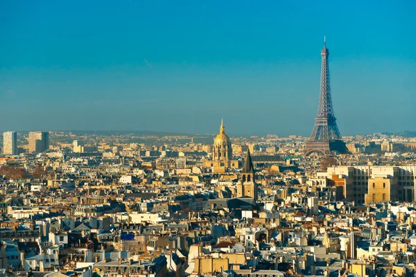 Eiffeltornet på sunrise, paris. — Stockfoto