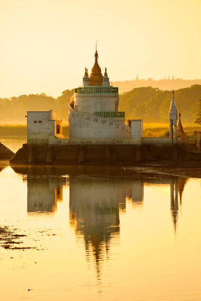 Amarapura, Mandalay, Myanmar . —  Fotos de Stock