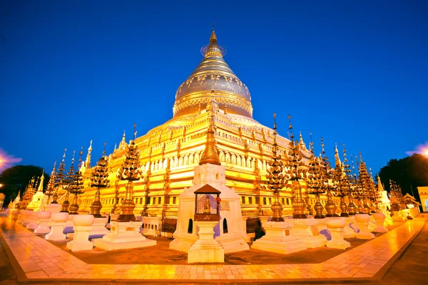 Paya Shwezigon, bagan, myanmar. — Photo