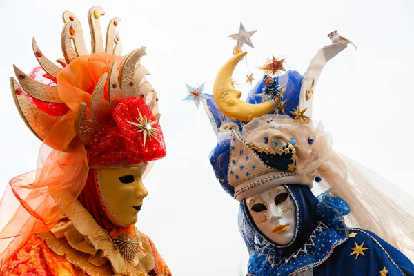 Venice, İtalya - 05 Mart 2011: büyük kanal izlerken halklar