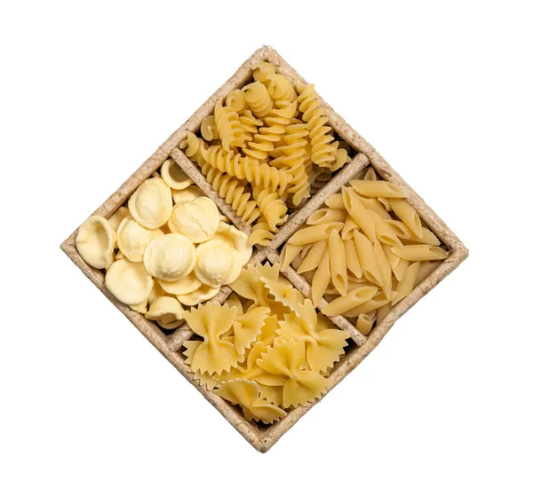 Sammlung italienischer Pasta isoliert auf weiß. — Stockfoto