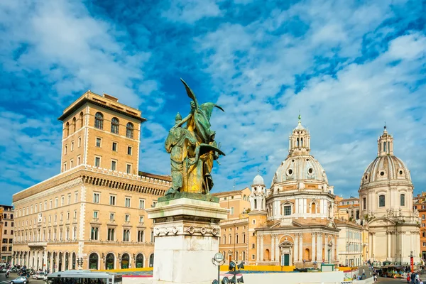 Piazza venezia, Řím, Itálie. — Stock fotografie