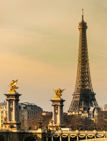 Sunrise, paris, Eyfel Kulesi. — Stok fotoğraf