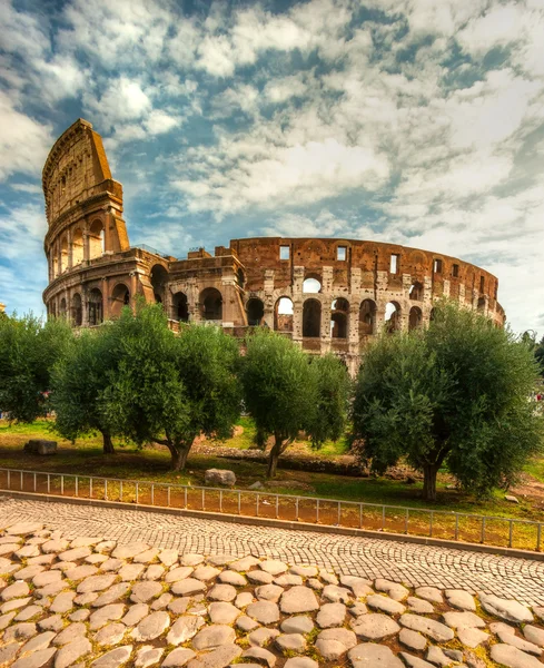 Coliseu Majestoso, Roma, Itália . — Fotografia de Stock