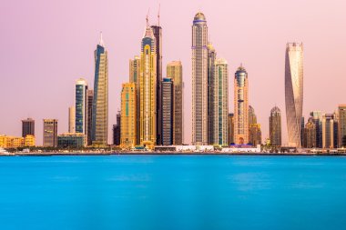Dubai marinası.