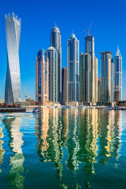 Dubai marinası.