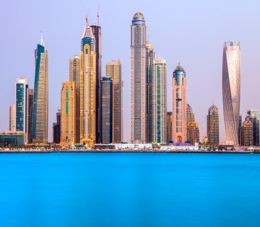 Dubai marinası.