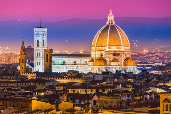 Florence, Duomo og Giottos Campanile . – stockfoto