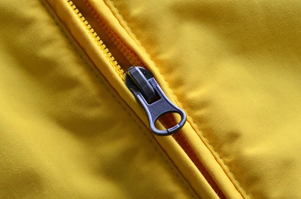 Sarı ceket fermuar — Stok fotoğraf