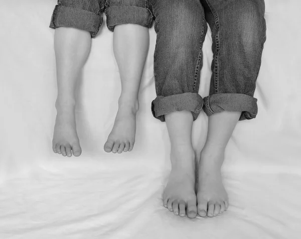 Family Legs Bare Feet — Stock Photo, Image