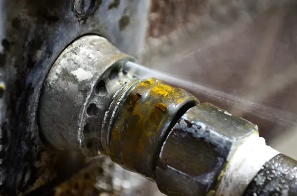 Old Leaky Pipes — Stock Photo, Image