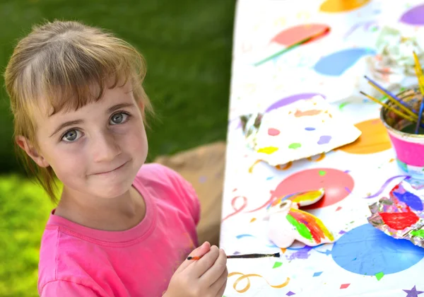 Young Girl Artist Painting — Stock Photo, Image