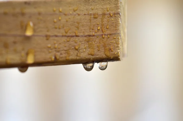 Water Drops on Wood Railing — Stock Photo, Image