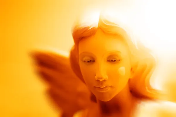 Engel standbeeld met vleugels voor vrede — Stockfoto