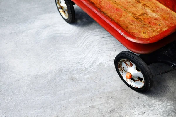 Red Wagon Sidewalk Children Kids Play Summer — Stock Photo, Image