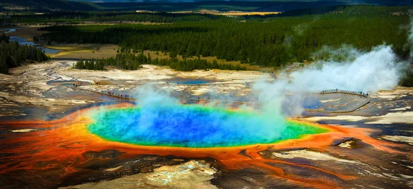 Grande Piscina Prismática Parque Nacional Yellowstone Colors — Fotografia de Stock