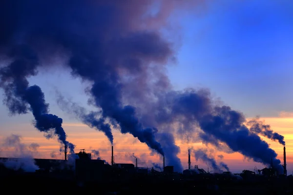 Zanieczyszczenia Dymem Planu Czynnika Powietrzu Nieba Złe Dla Środowiska — Zdjęcie stockowe