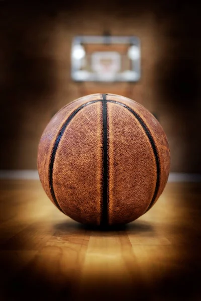 Terrain Basket Ball Avec Cerceaux Balle Jantes Plancher Bois Franc — Photo