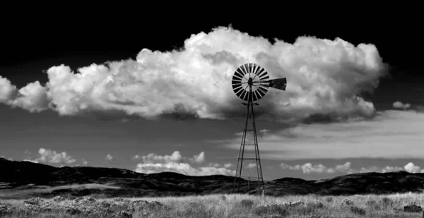 Windmill Hillside Countryside Rural America Sky Clouds Black White — ストック写真