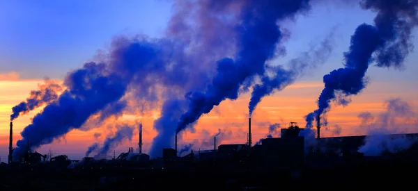 Fumaça Poluição Plano Fator Com Céu Ruim Para Meio Ambiente — Fotografia de Stock