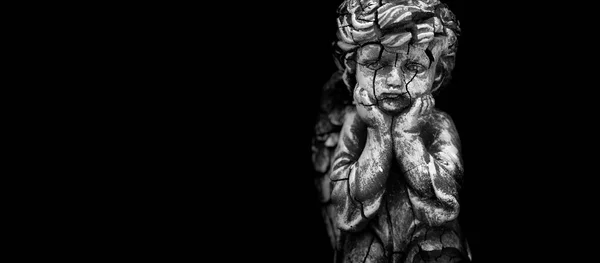 Old Cracked Statue Cherub Little Child — Stock Photo, Image