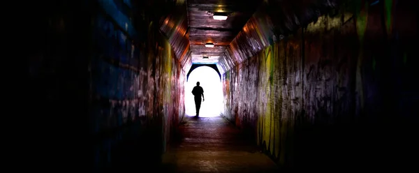 Single Individual Person End Tunnel Success Triumph End Journey — Stock Photo, Image