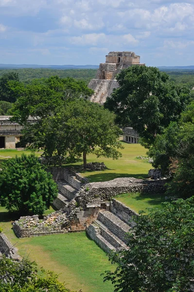 Mayan πυραμίδας σε uxmal Εικόνα Αρχείου