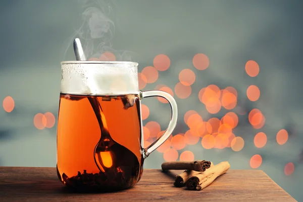 Tea and cinnamon — Stock Photo, Image