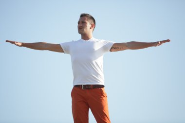 adam kollarını yükseltmek