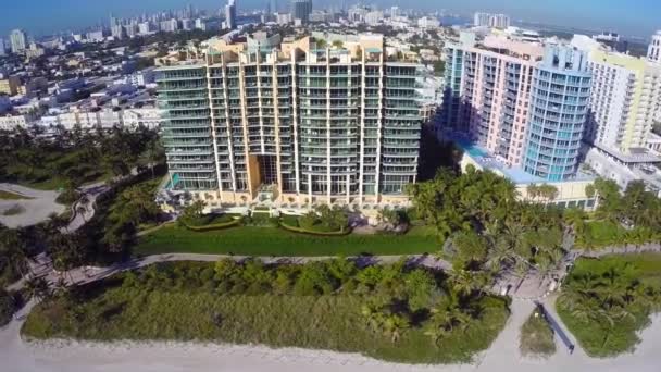 Il villaggio miami Strand — Stockvideo