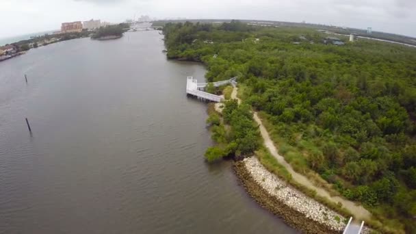 Luchtfoto video van de intracoastal waterway in hollywood florida — Stockvideo