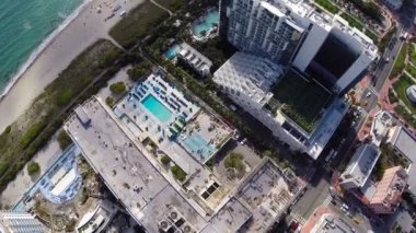 üstgeçidin miami beach bina
