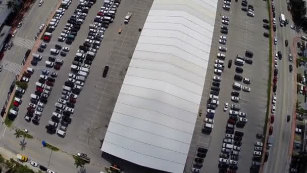 Imagens aéreas de um parque de estacionamento — Vídeo de Stock