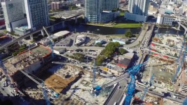 İnşaat alanında brickell miami florida