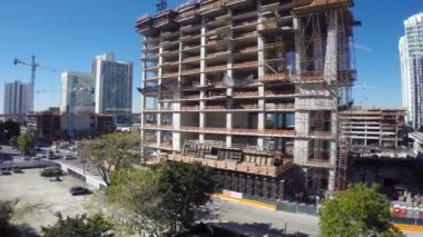 Bina yapım aşamasında