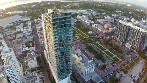 Aerial video of the Setai Miami Beach during sunset — Stock Video