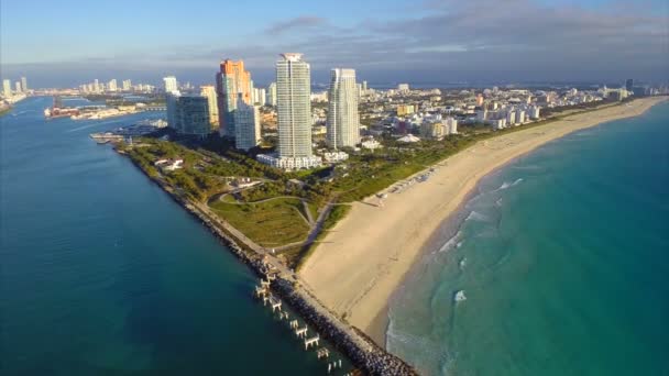 Salida aérea Miami Beach — Vídeo de stock