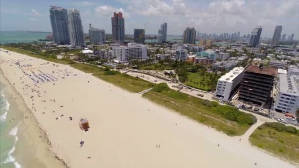 Vídeo aéreo de Miami Beach South Beach sobe — Vídeo de Stock