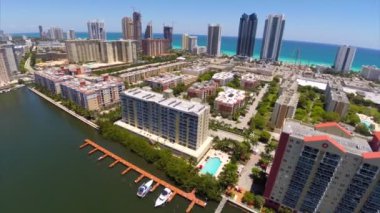 Sunny Isles Beach FL 'in hava videosu.