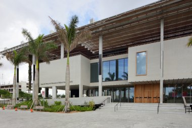 Perez Sanat Müzesi Miami ve müze parkının stok görüntü