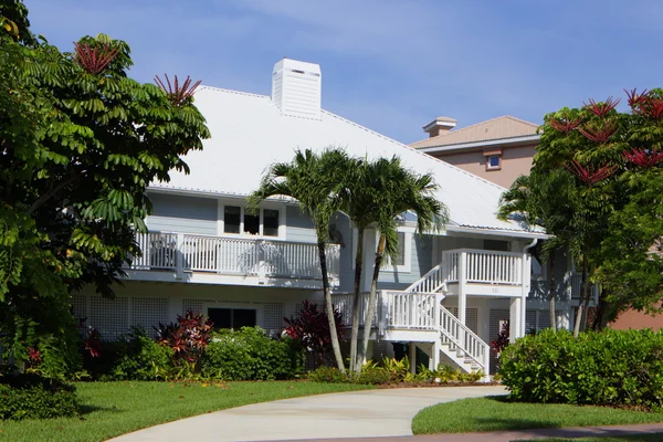 Στόκ εικόνων πολυτελές σπίτι Φλόριντα — Φωτογραφία Αρχείου