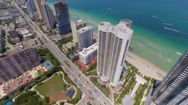 Apartamentos de gran altura en Miami circa 2014 — Vídeo de stock