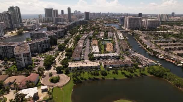 Trois Quartiers Des Îles Hallandale Beach Usa Vidéo Drone Aérien — Video