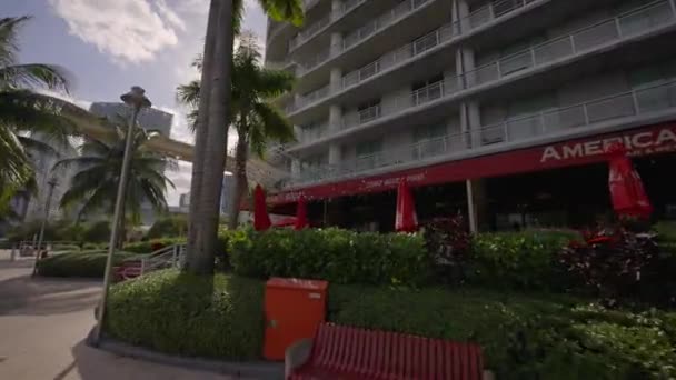 Amerikai Szociális Kézműves Sör Élelmiszer Brickell Miami Mozgás Videó — Stock videók