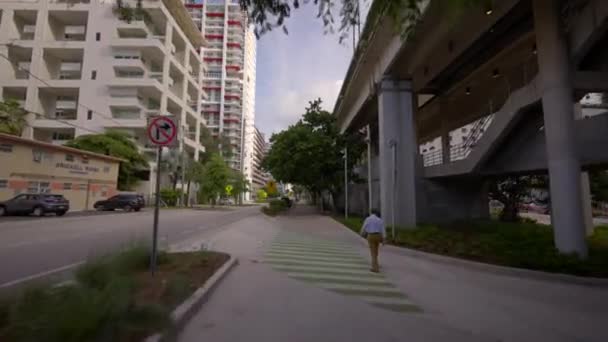 Fpv Filmato Brickell Sottolineare Miami Girato Con Gimbal Stabilizzato Fotocamera — Video Stock