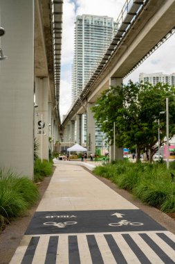 Brickell Altçizgi bisiklet yolu