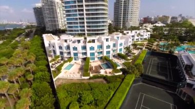 Miami plaj ve Yüzme Havuzu